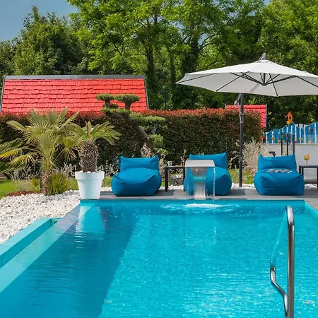 Gorgeous In Holiday home